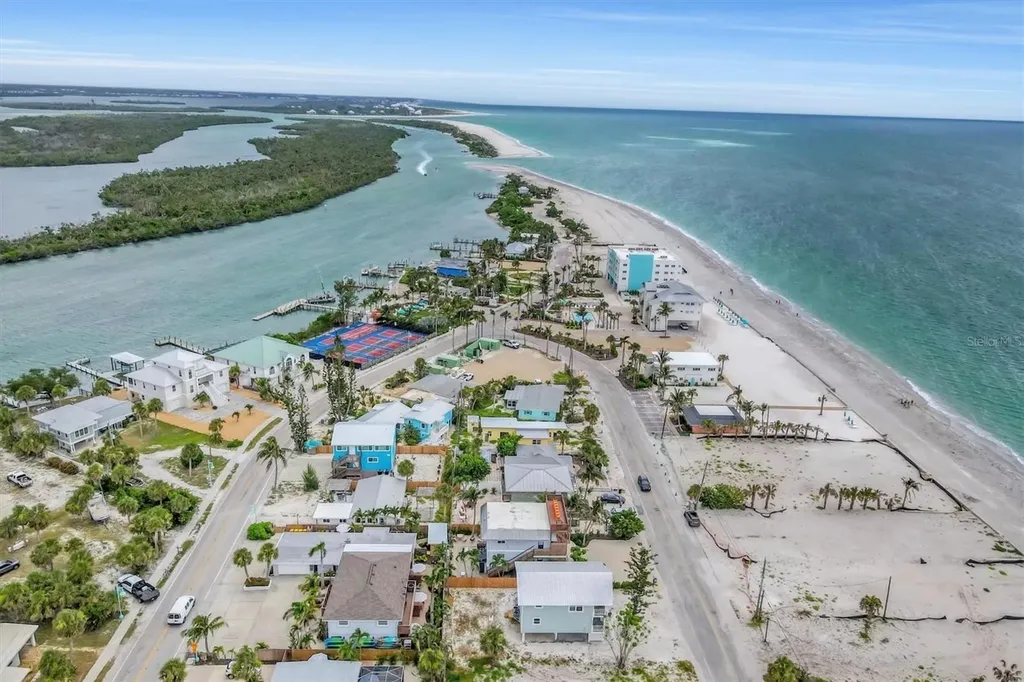1107 Shore View Drive Englewood FL 34223