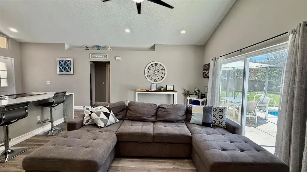 406 Nevada Loop Road Davenport FL 33897
