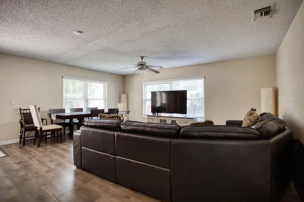 7408 Navel Tree Court Orlando FL 32818