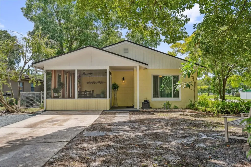 2440 Grandview Avenue Sanford FL 32771