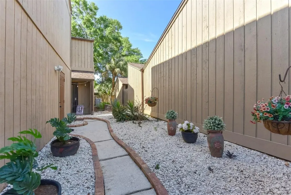 4 Stonequarry Trail Ormond Beach FL 32174