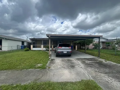 6803 N Coolidge Avenue Tampa FL 33614