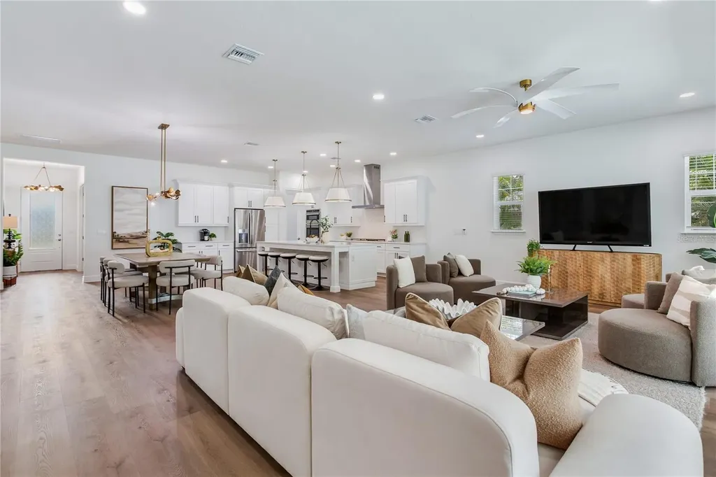 2814 54th Street S Gulfport FL 33707
