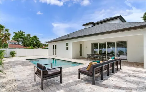 2814 54th Street S Gulfport FL 33707