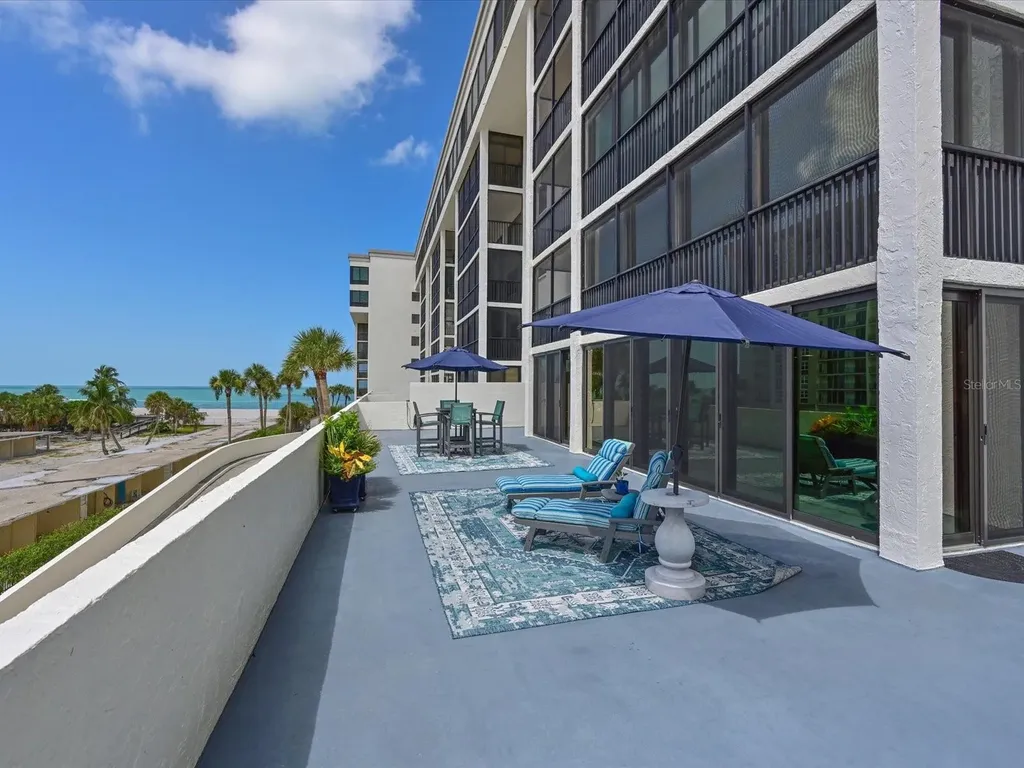 1102 Benjamin Franklin Drive Sarasota FL 34236