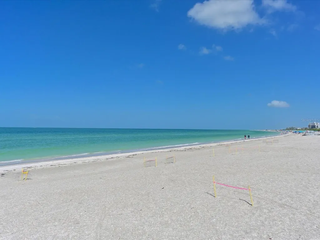 1102 Benjamin Franklin Drive Sarasota FL 34236