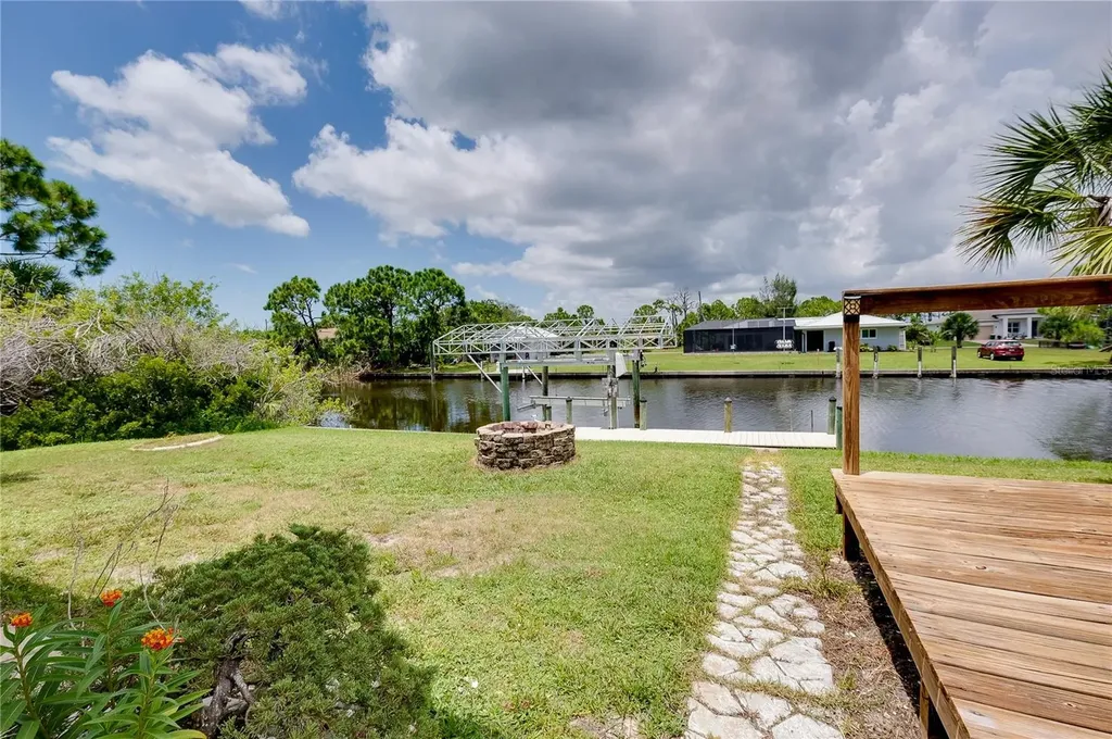 15140 Lyneburg Avenue Port Charlotte FL 33981