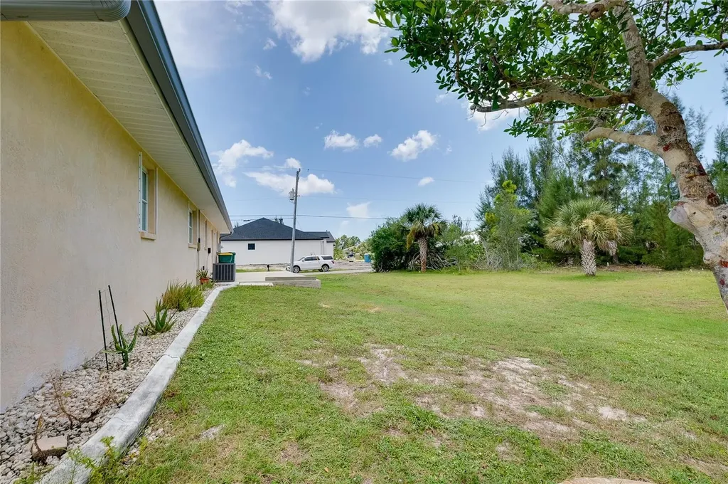 15140 Lyneburg Avenue Port Charlotte FL 33981