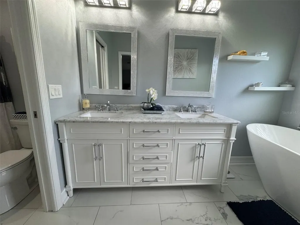 6069 Marella Court Sarasota FL 34243