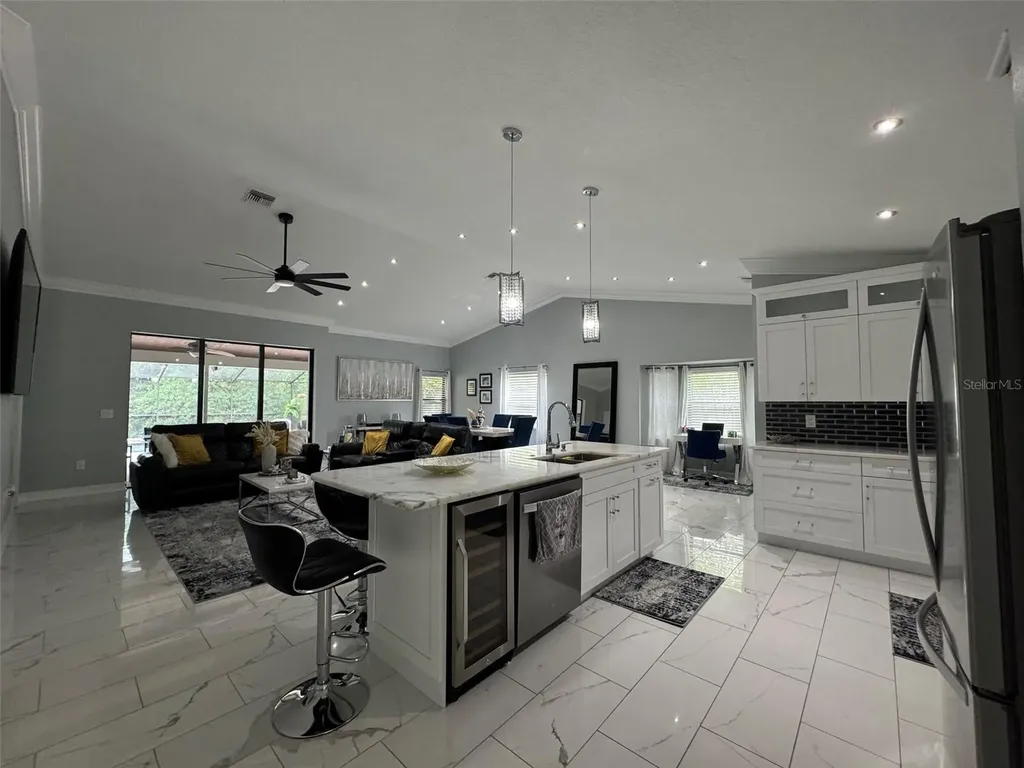 6069 Marella Court Sarasota FL 34243