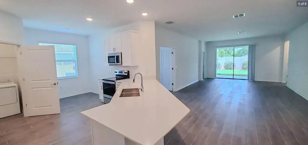 407 Three Oaks Drive Edgewater FL 32141