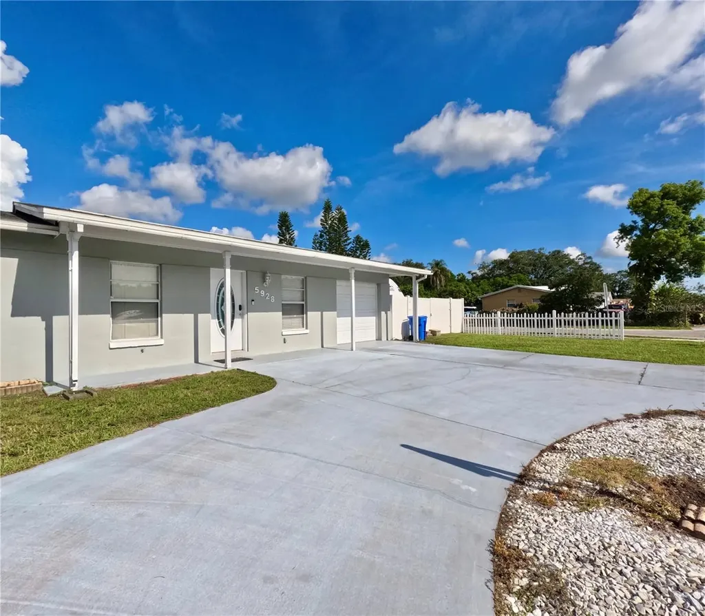 5928 Yorkshire Road Tampa FL 33634