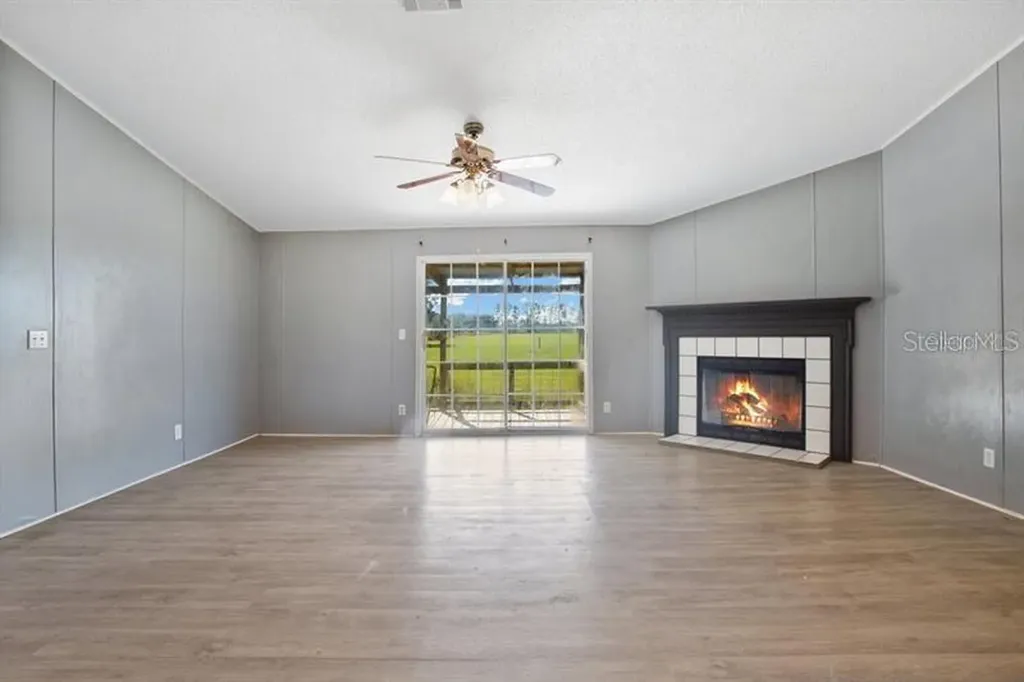 12190 NE 10th Avenue Trenton FL 32693