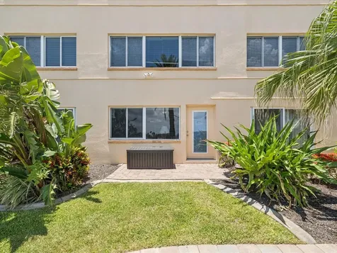 10265 Gulf Boulevard Treasure Island FL 33706