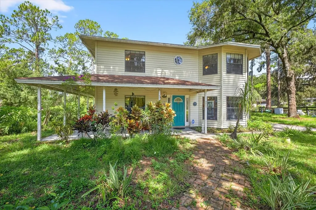 8541 Fussell Drive Wesley Chapel FL 33545