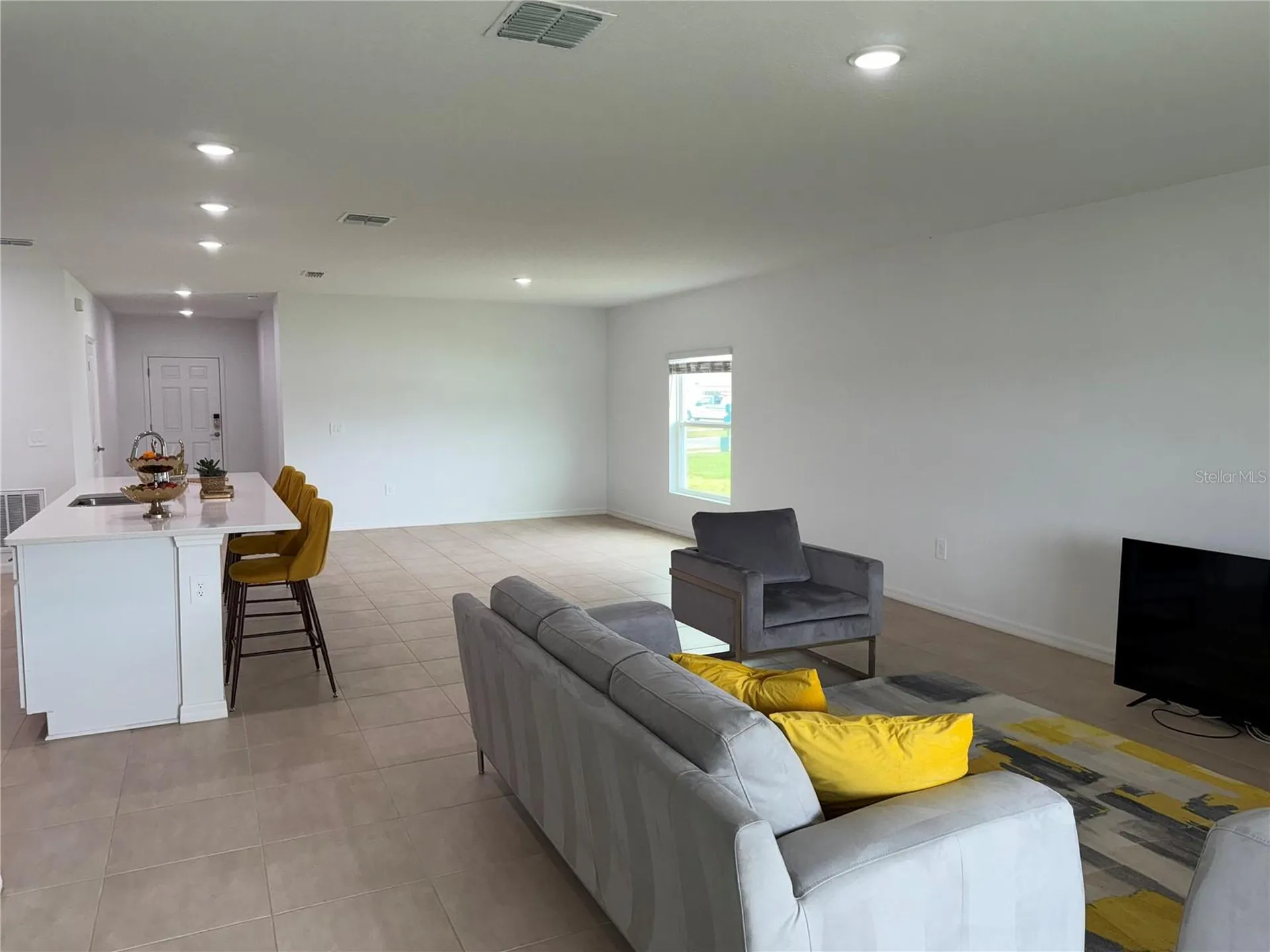 121 Citrine Loop Kissimmee FL 34758