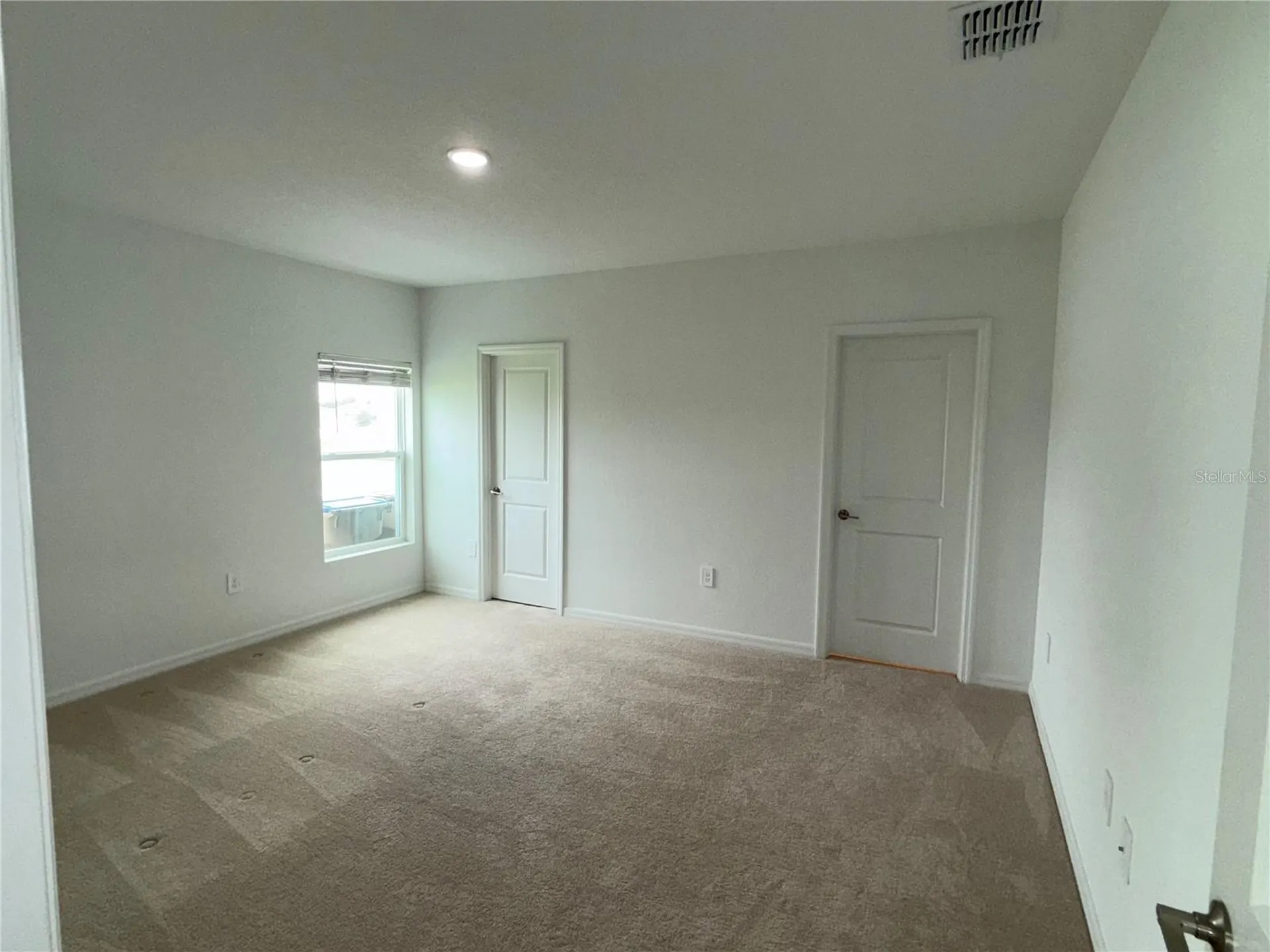 121 Citrine Loop Kissimmee FL 34758