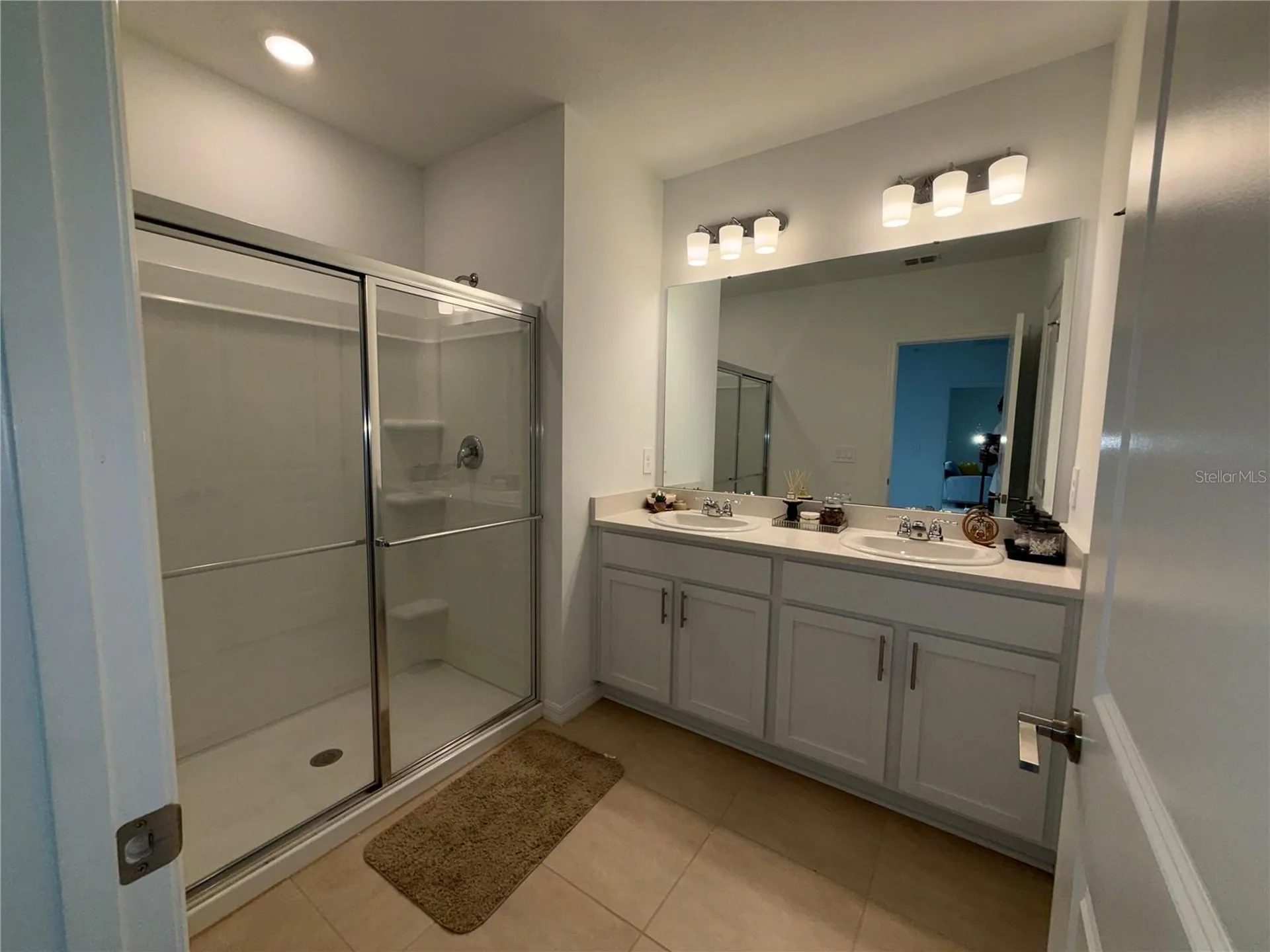 121 Citrine Loop Kissimmee FL 34758