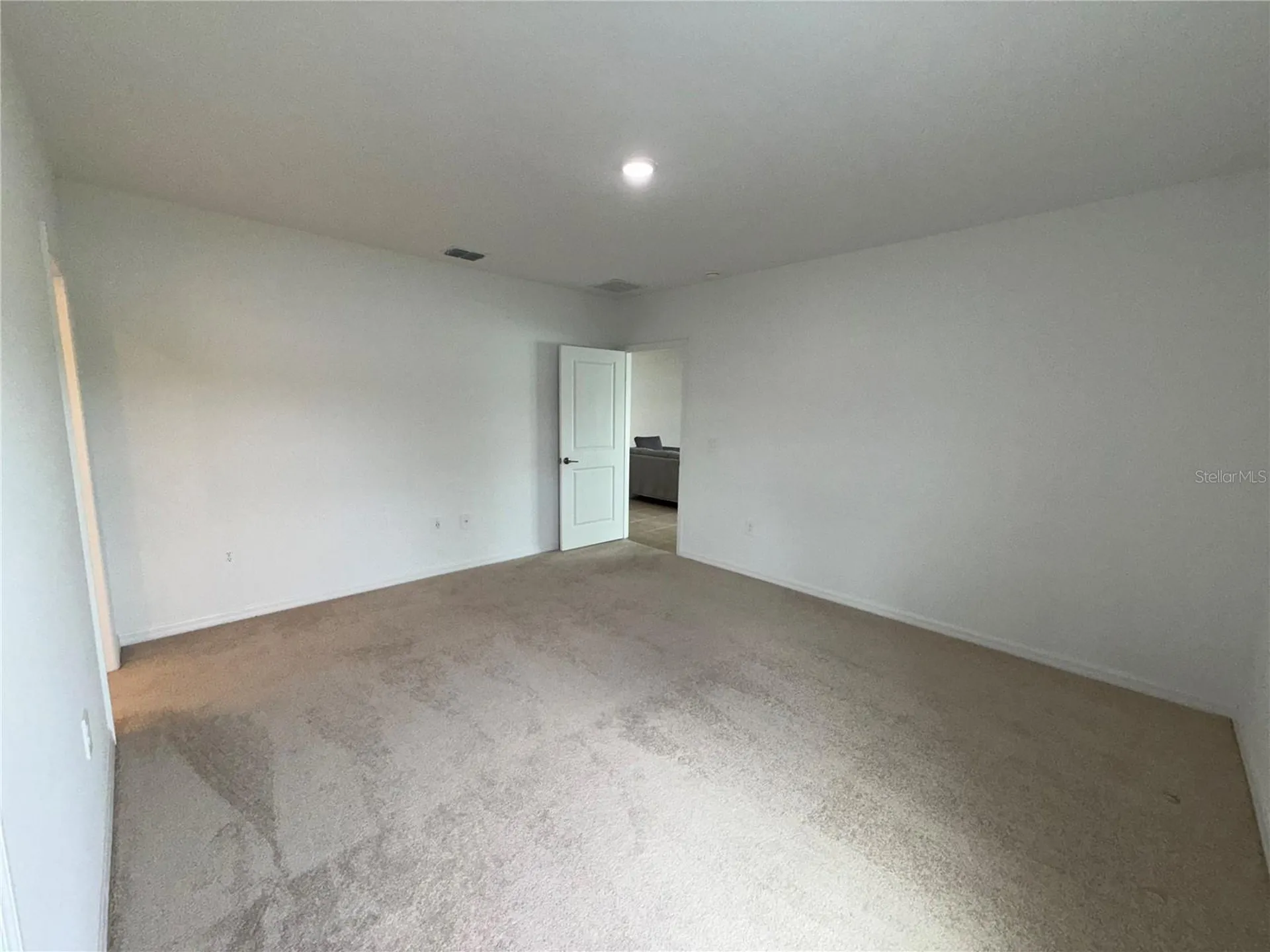 121 Citrine Loop Kissimmee FL 34758