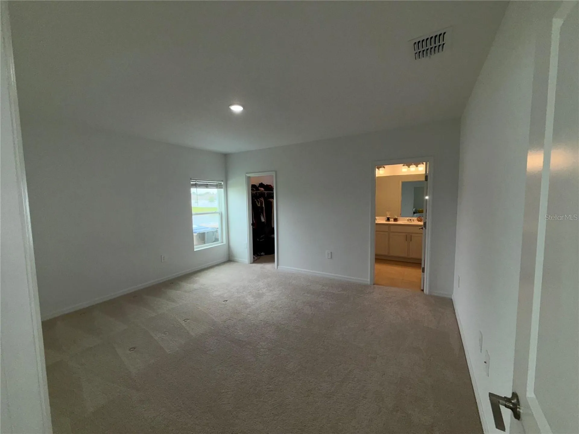 121 Citrine Loop Kissimmee FL 34758