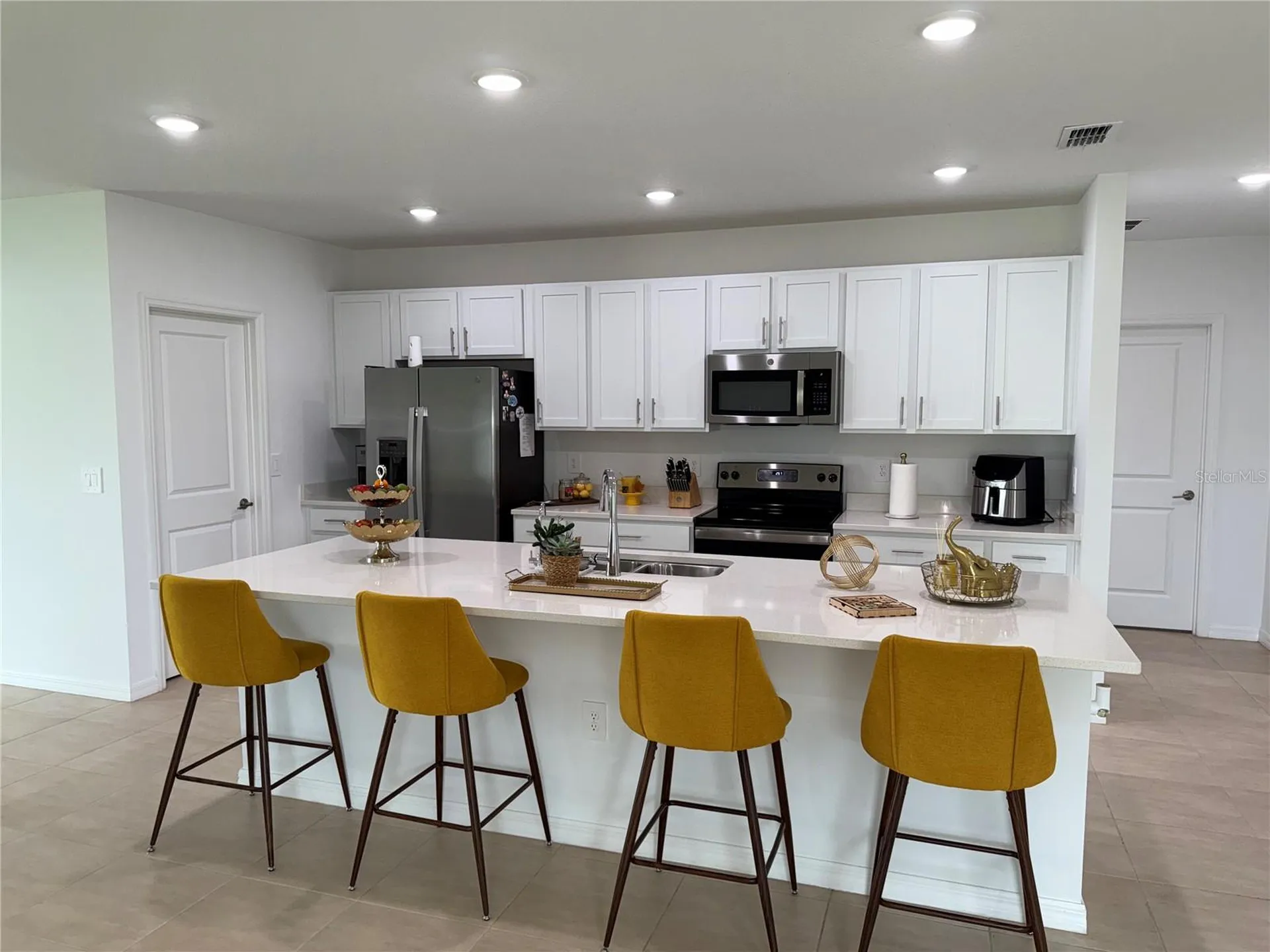 121 Citrine Loop Kissimmee FL 34758