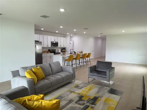 121 Citrine Loop Kissimmee FL 34758