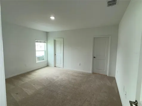 121 Citrine Loop Kissimmee FL 34758