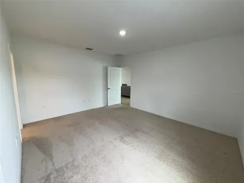 121 Citrine Loop Kissimmee FL 34758