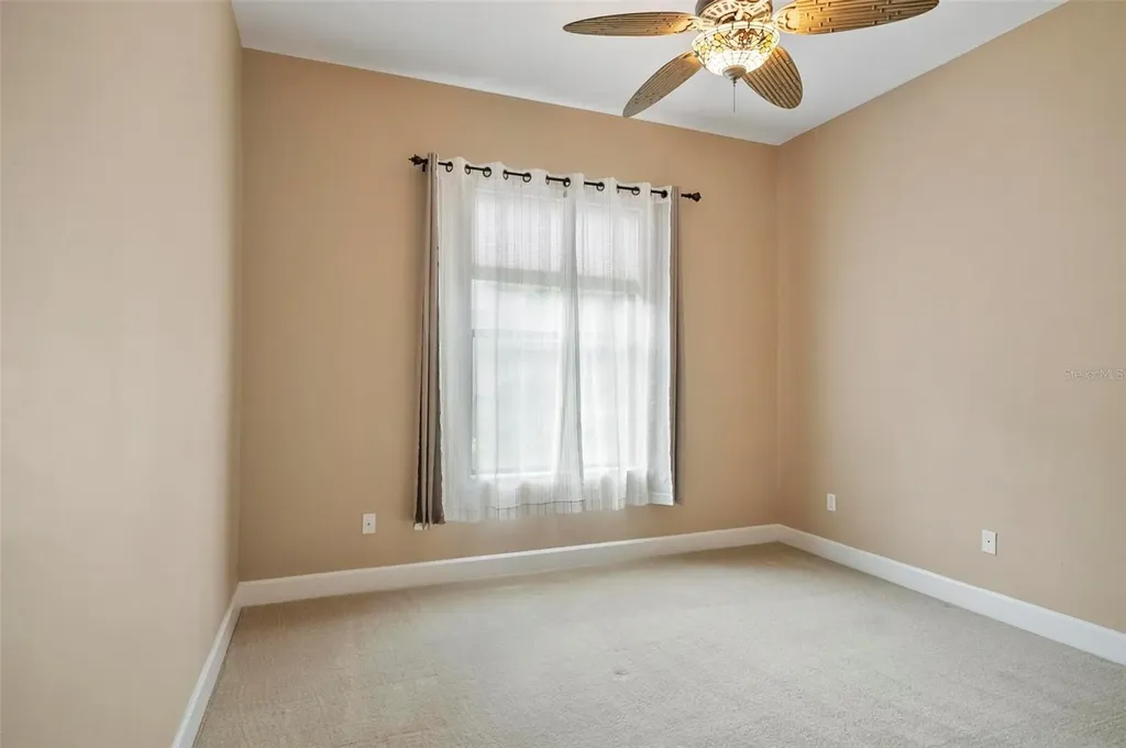 23 Creekside Drive Palm Coast FL 32137