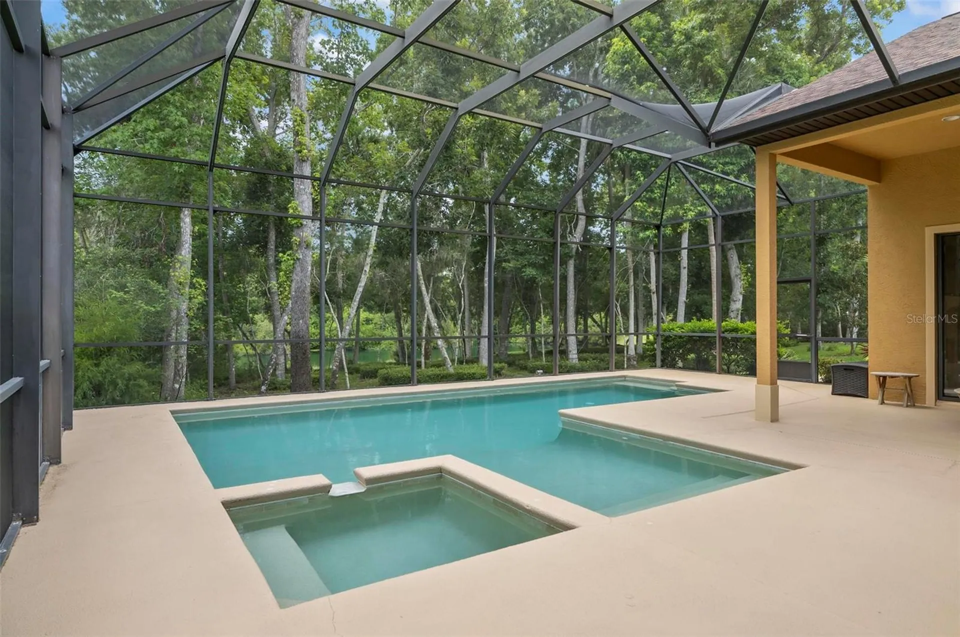 23 Creekside Drive Palm Coast FL 32137