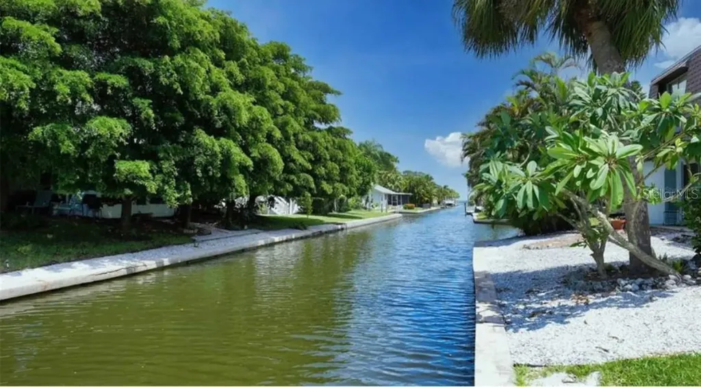 779 Saint Judes Drive N Longboat Key FL 34228