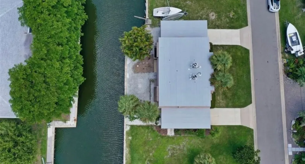 779 Saint Judes Drive N Longboat Key FL 34228