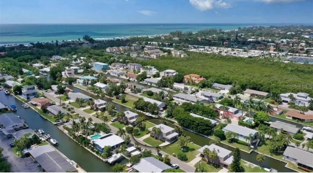 779 Saint Judes Drive N Longboat Key FL 34228