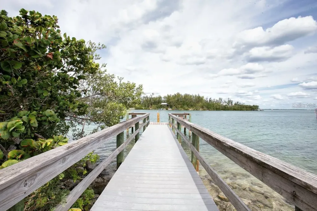 779 Saint Judes Drive N Longboat Key FL 34228