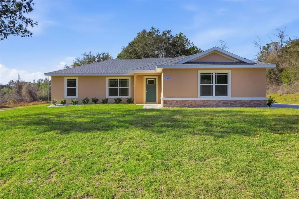 8512 N Garland Way Dunnellon FL 34434