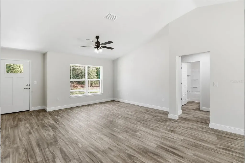 8512 N Garland Way Dunnellon FL 34434