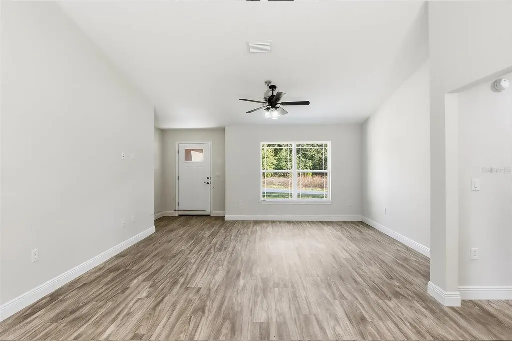 8512 N Garland Way Dunnellon FL 34434