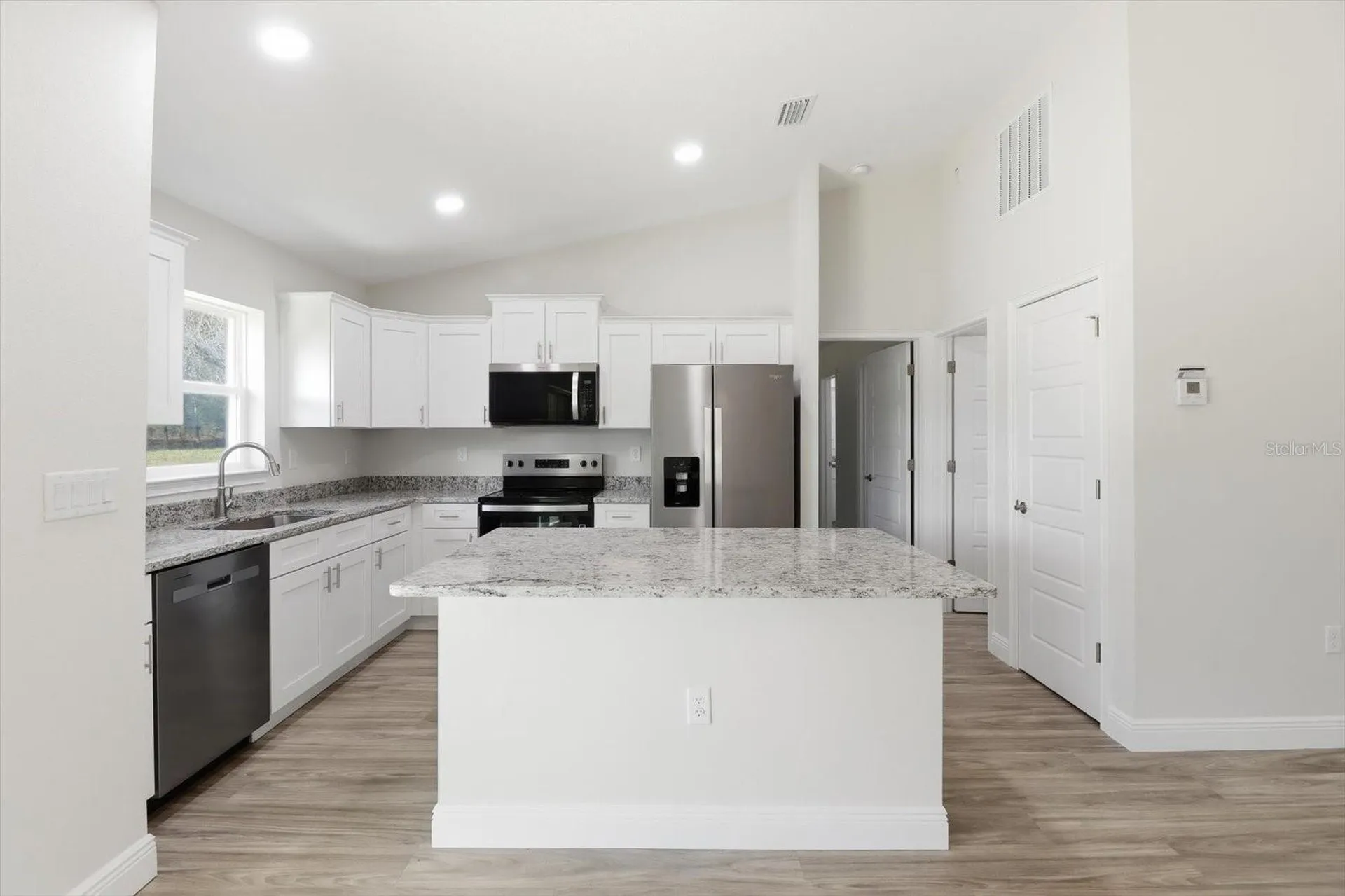 8512 N Garland Way Dunnellon FL 34434