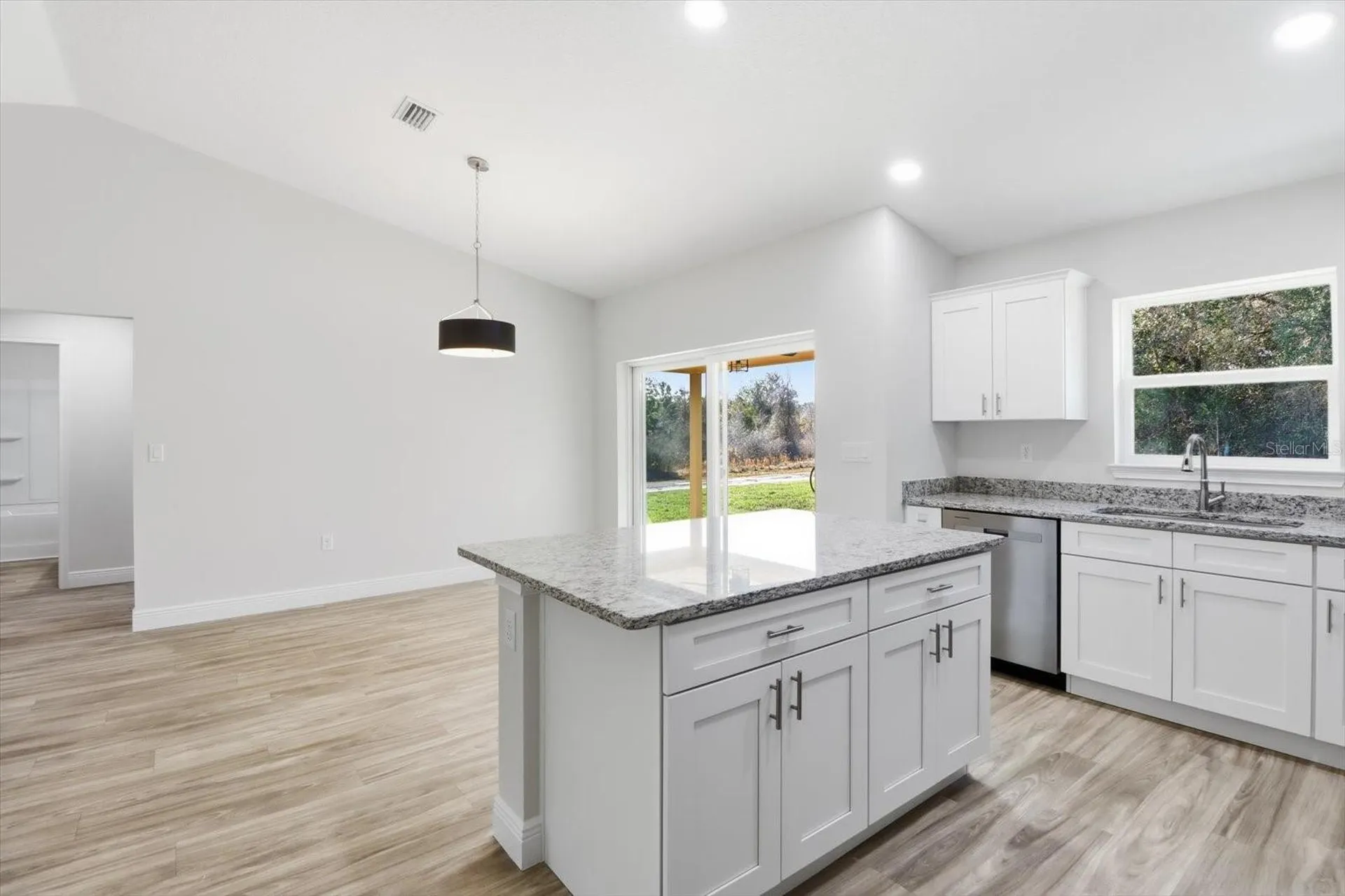 8512 N Garland Way Dunnellon FL 34434