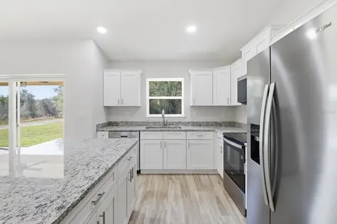 8512 N Garland Way Dunnellon FL 34434