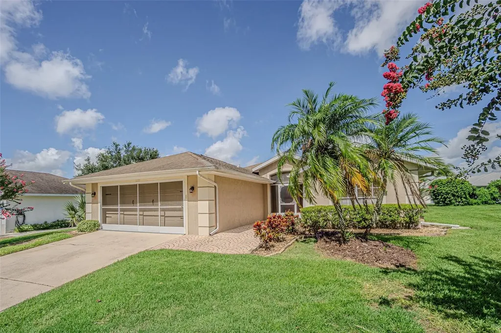 11027 Dormie Drive San Antonio FL 33576