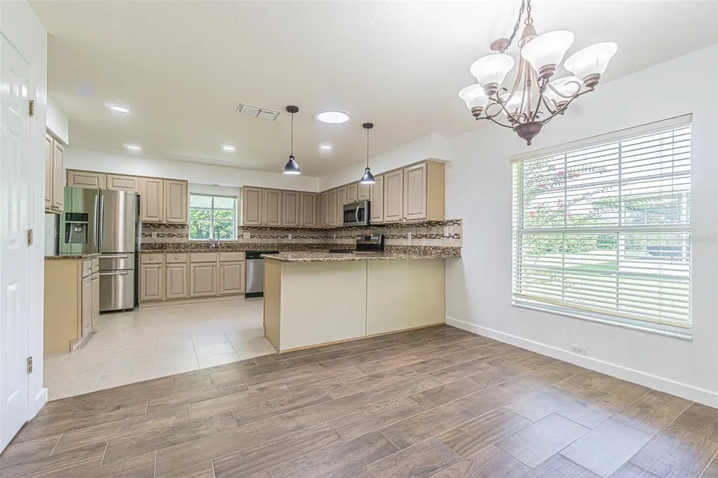 11027 Dormie Drive San Antonio FL 33576