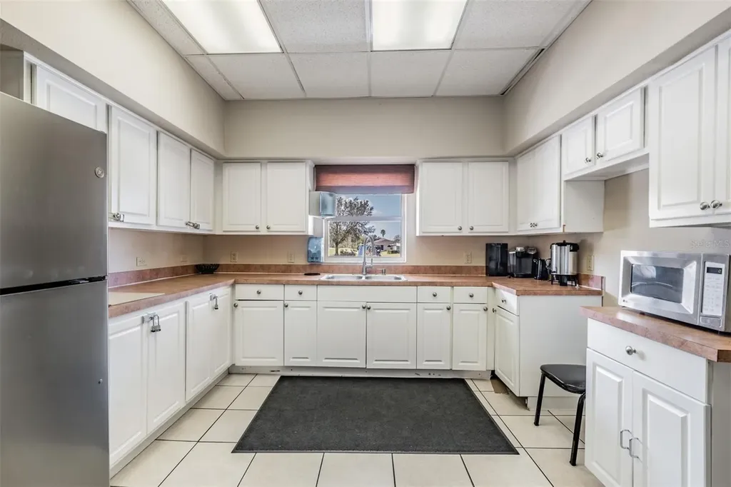 11027 Dormie Drive San Antonio FL 33576