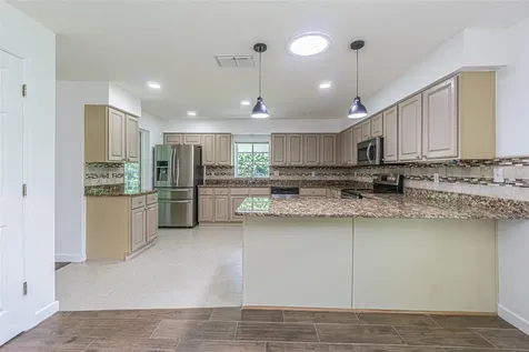 11027 Dormie Drive San Antonio FL 33576