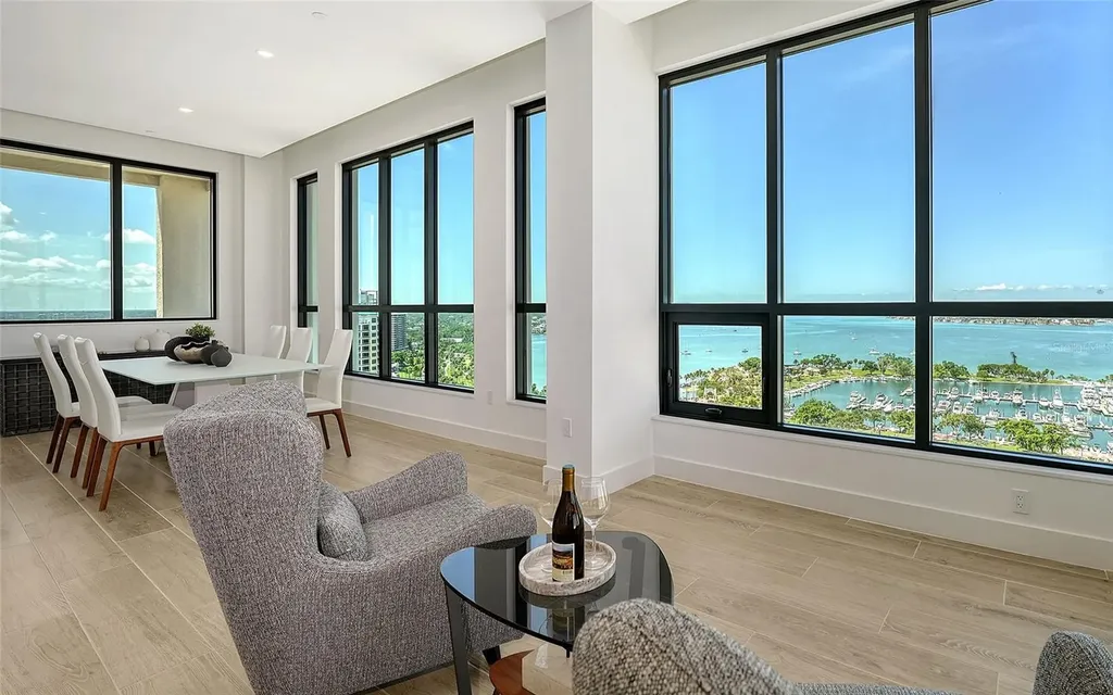 33 S Palm Avenue Sarasota FL 34236