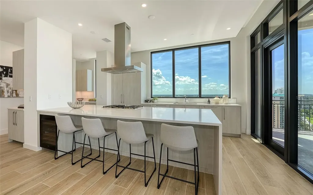 33 S Palm Avenue Sarasota FL 34236