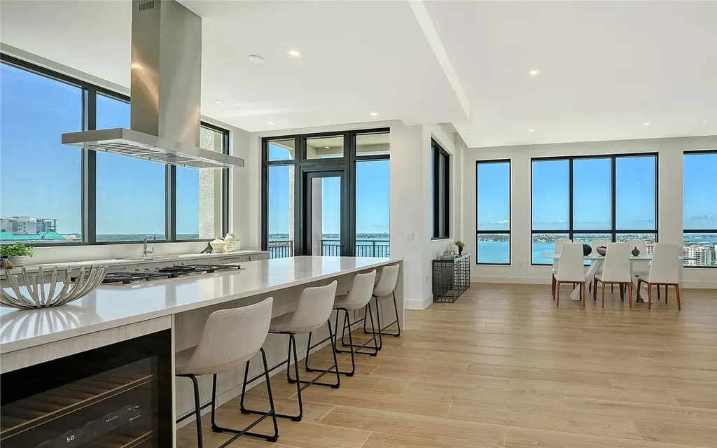 33 S Palm Avenue Sarasota FL 34236