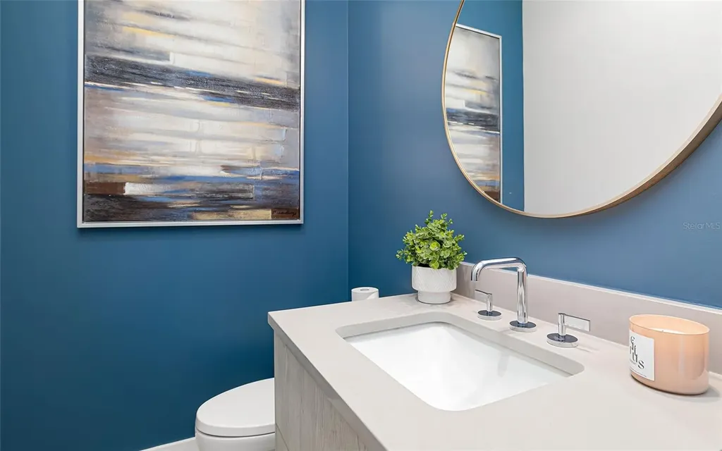 33 S Palm Avenue Sarasota FL 34236