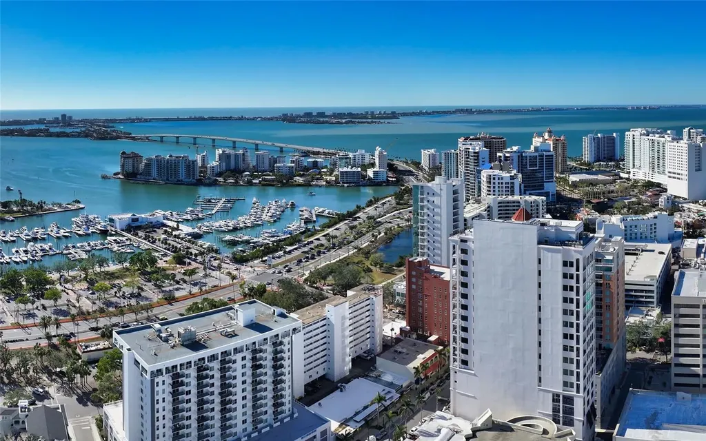 33 S Palm Avenue Sarasota FL 34236