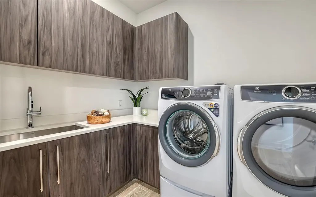 33 S Palm Avenue Sarasota FL 34236